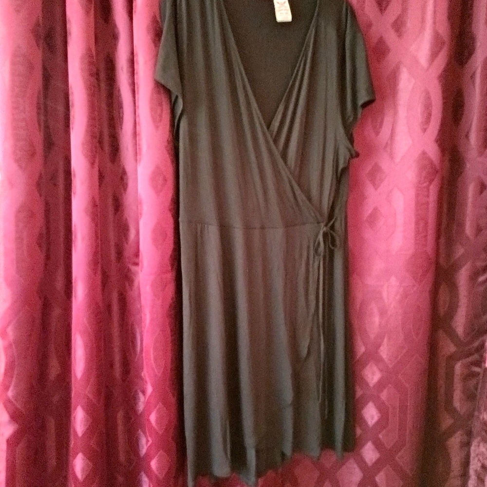 Elegant Black Wrap Dress
